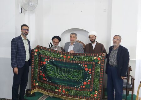 تقدیر از حضور و پشتیبانی خادمین مسجد جامع در برپایی مراسم محوری شهادت امام جعفر صادق (ع)
